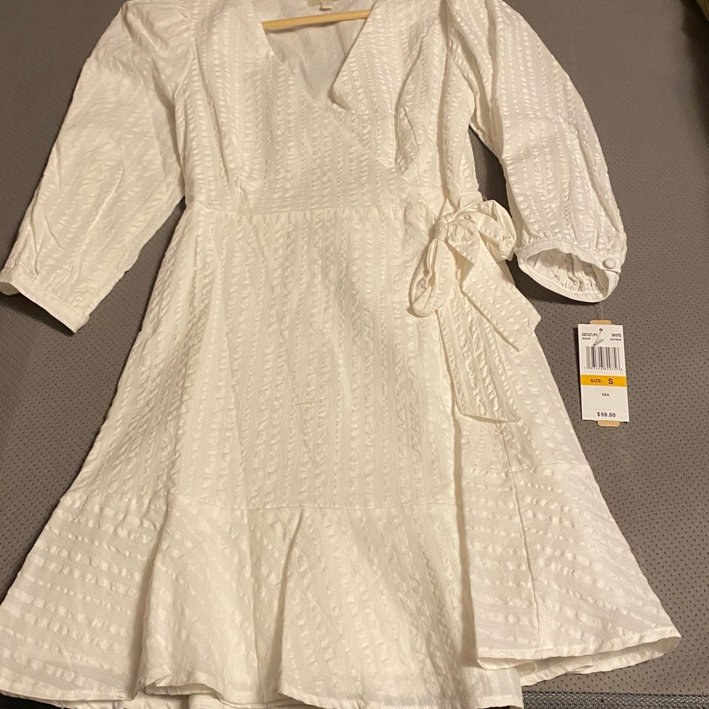 Beautiful gb 👗 from Dillard’s - Picture 6 of 7